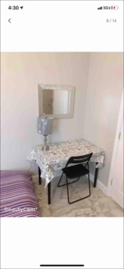 Beautiful Bedroom At Central Балтимор Екстериор снимка